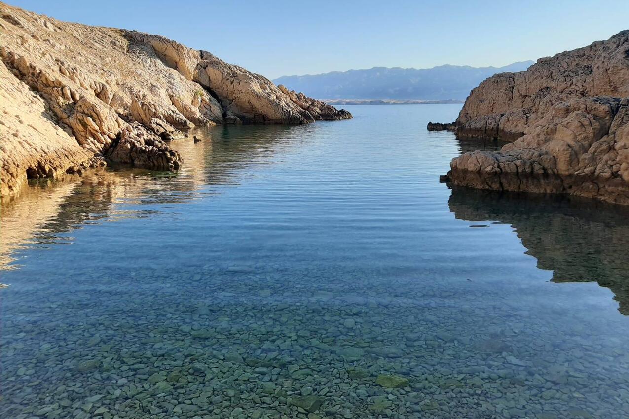 Nearest beach - Apartments with parking spaces Vrsi, Zadar