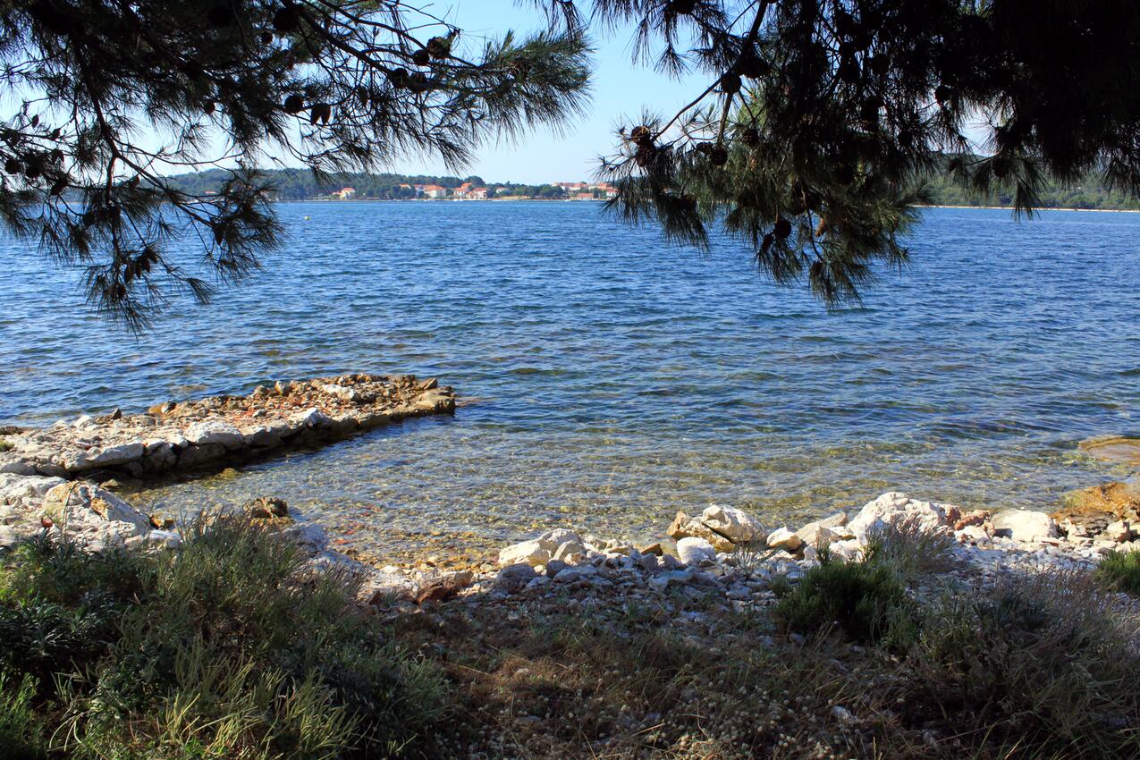 Nächster Strand - Ferienwohnungen am Meer Veli Rat, Dugi otok