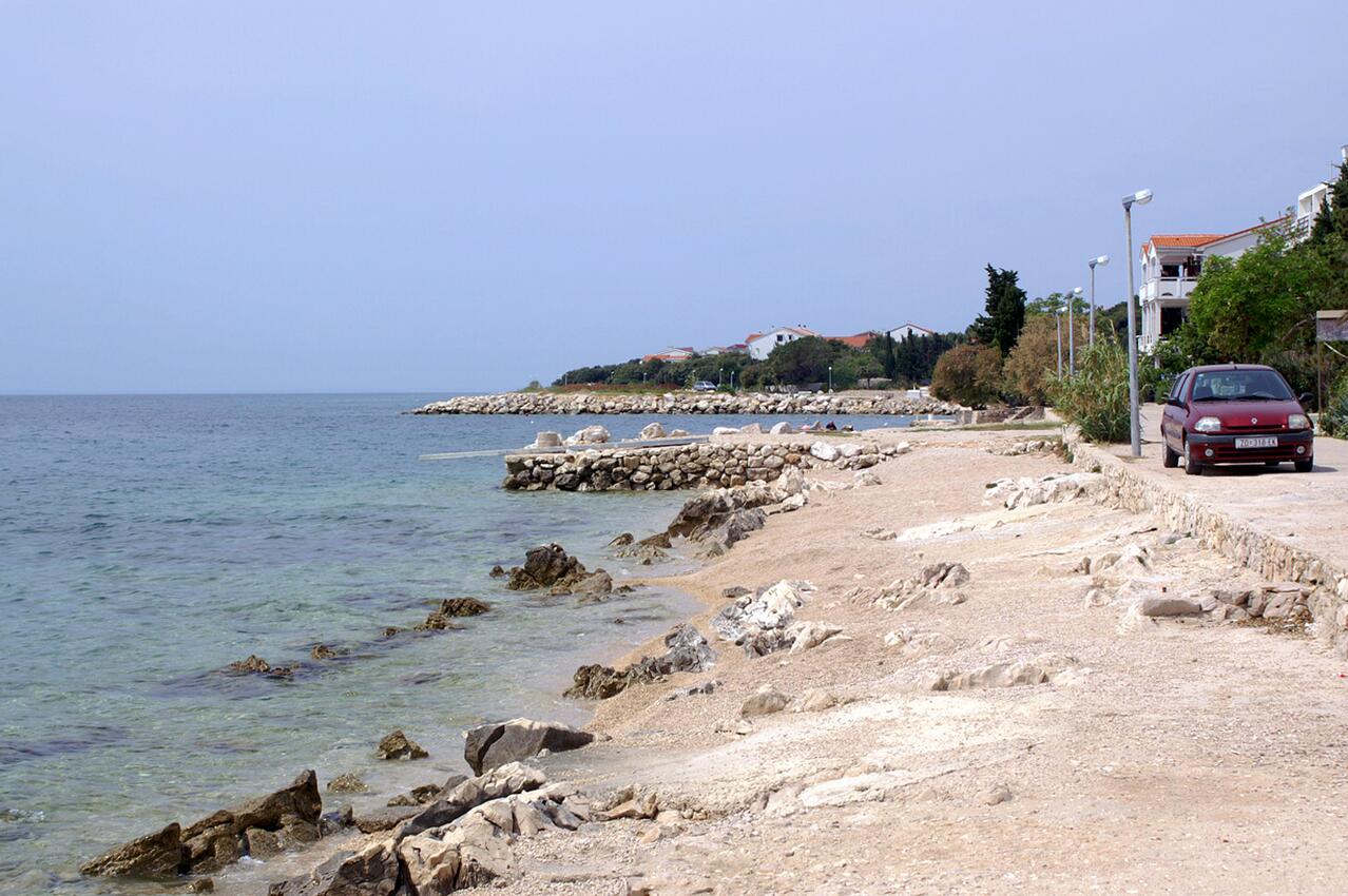 Nächster Strand - Ferienwohnungen mit Parkplatz Mandre, Pag
