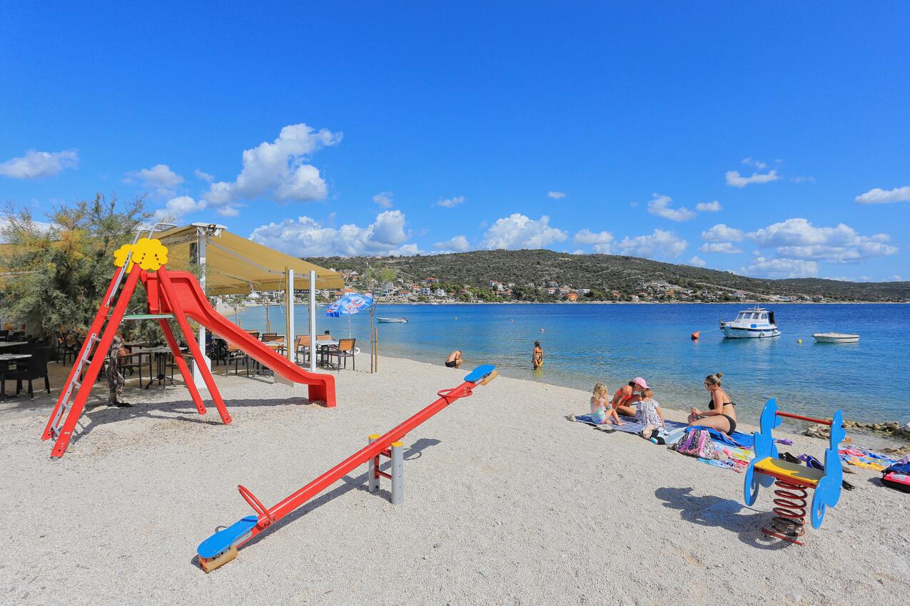 Legközelebbi strand - Apartmanok a tenger mellett Sevid, Trogir