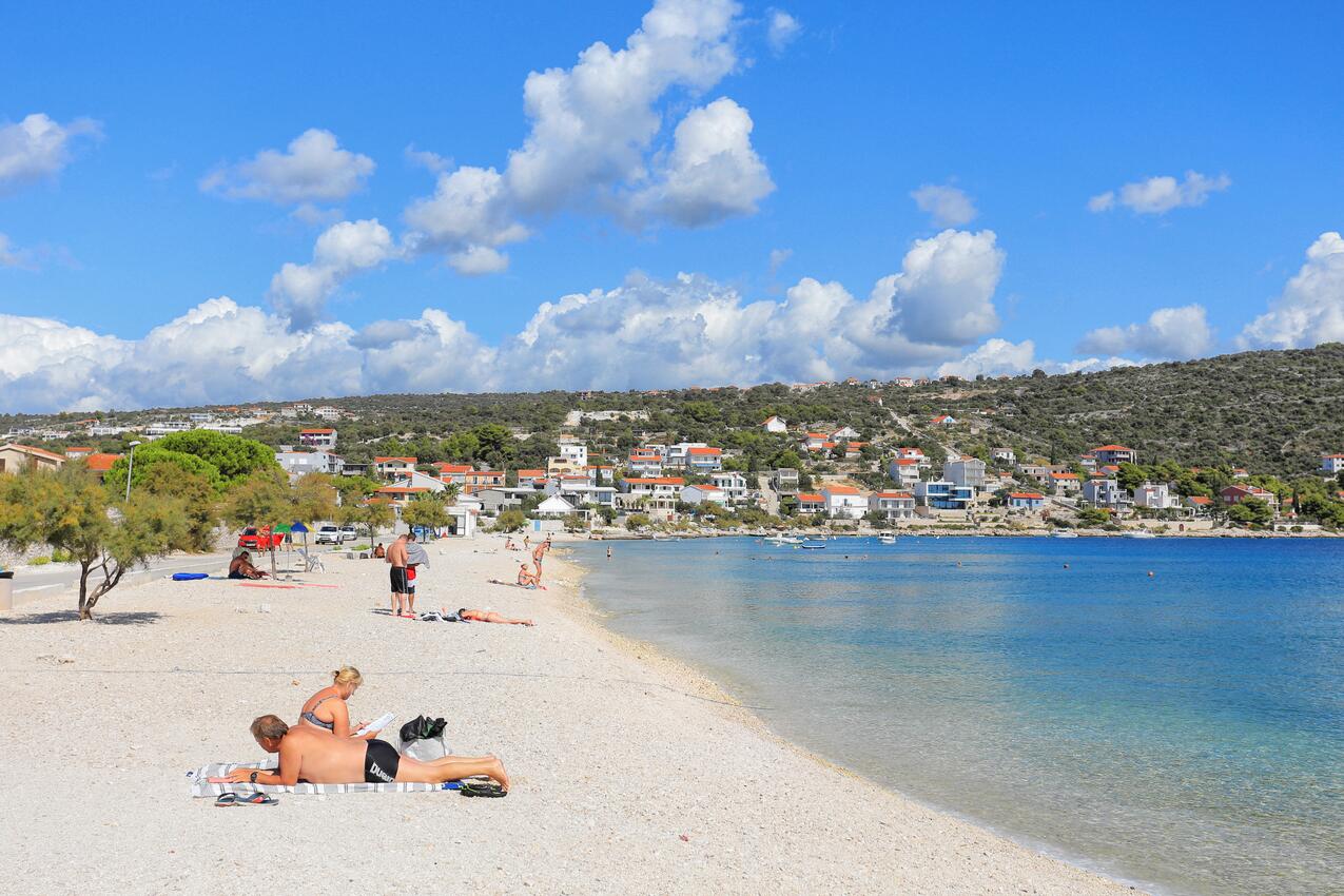 Legközelebbi strand - Apartmanok a tenger mellett Sevid, Trogir