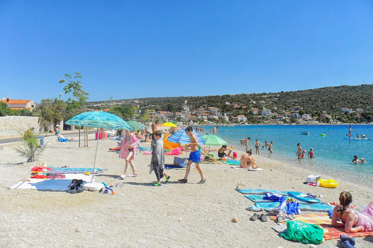 Legközelebbi strand - Apartmanok a tenger mellett Sevid, Trogir
