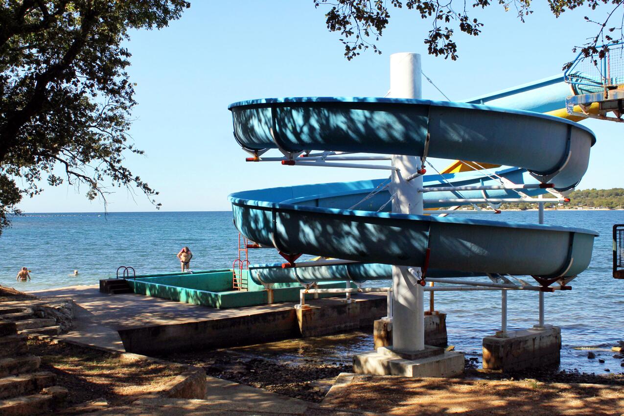Nächster Strand - Haus mit Pool für Familien Basarinka, Porec