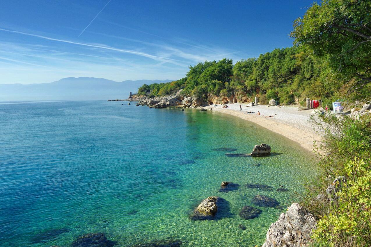 Playa más cercana - Apartamentos para familias con niños Krasica, Rijeka