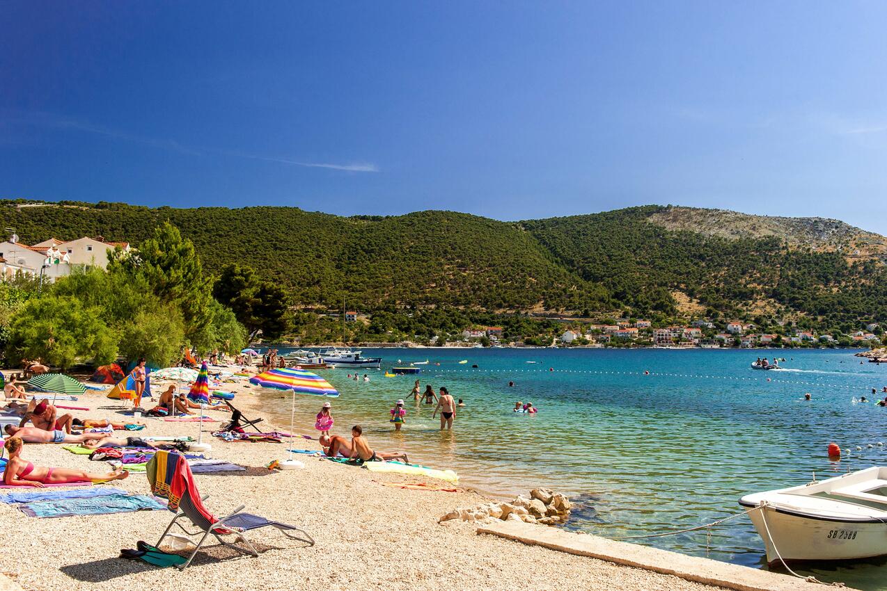 Nearest beach - Apartments by the sea Grebaštica, Šibenik