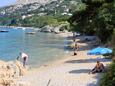 Der Strand Stara Baška im Ort Stara Baška, Krk.