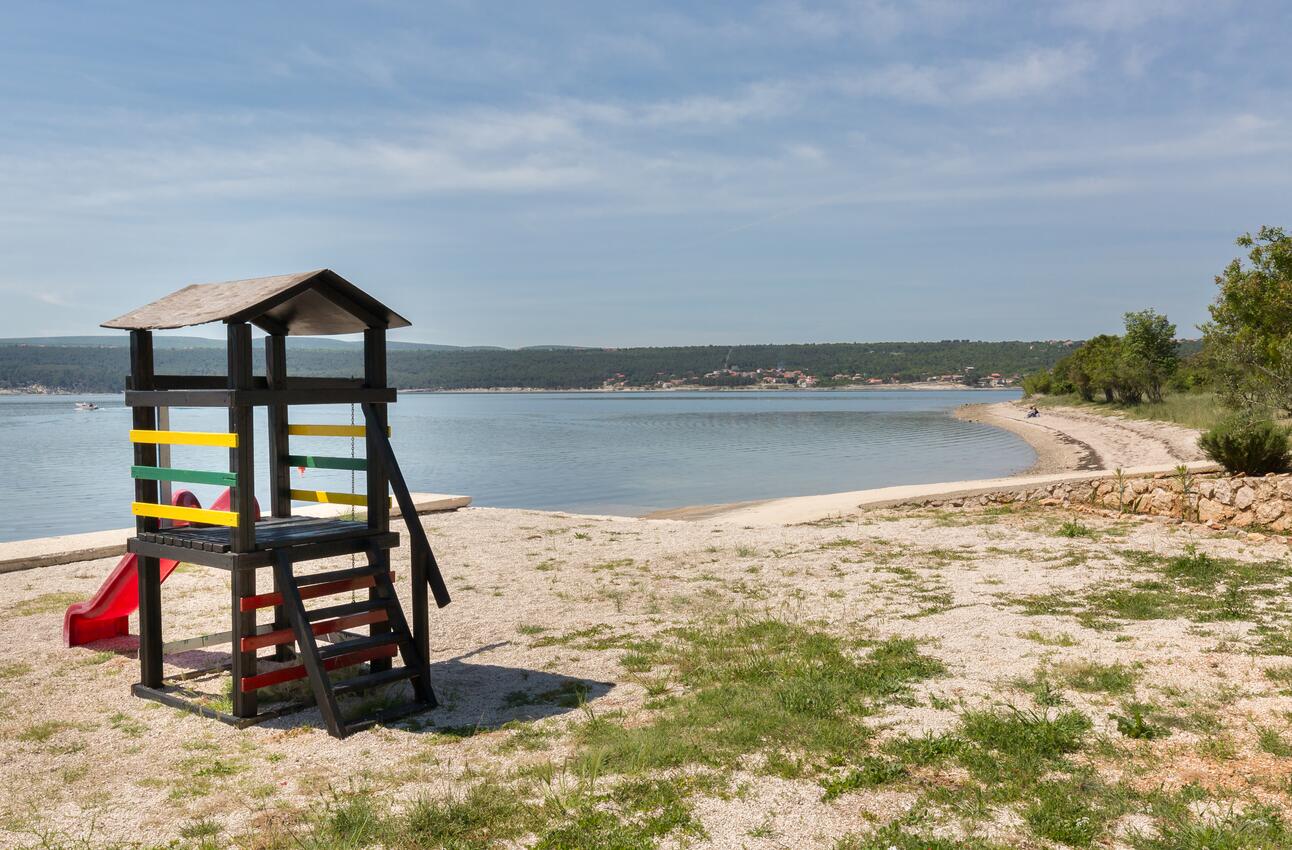 La spiaggia più vicina - Appartamenti con piscina per famiglie Krusevo, Novigrad