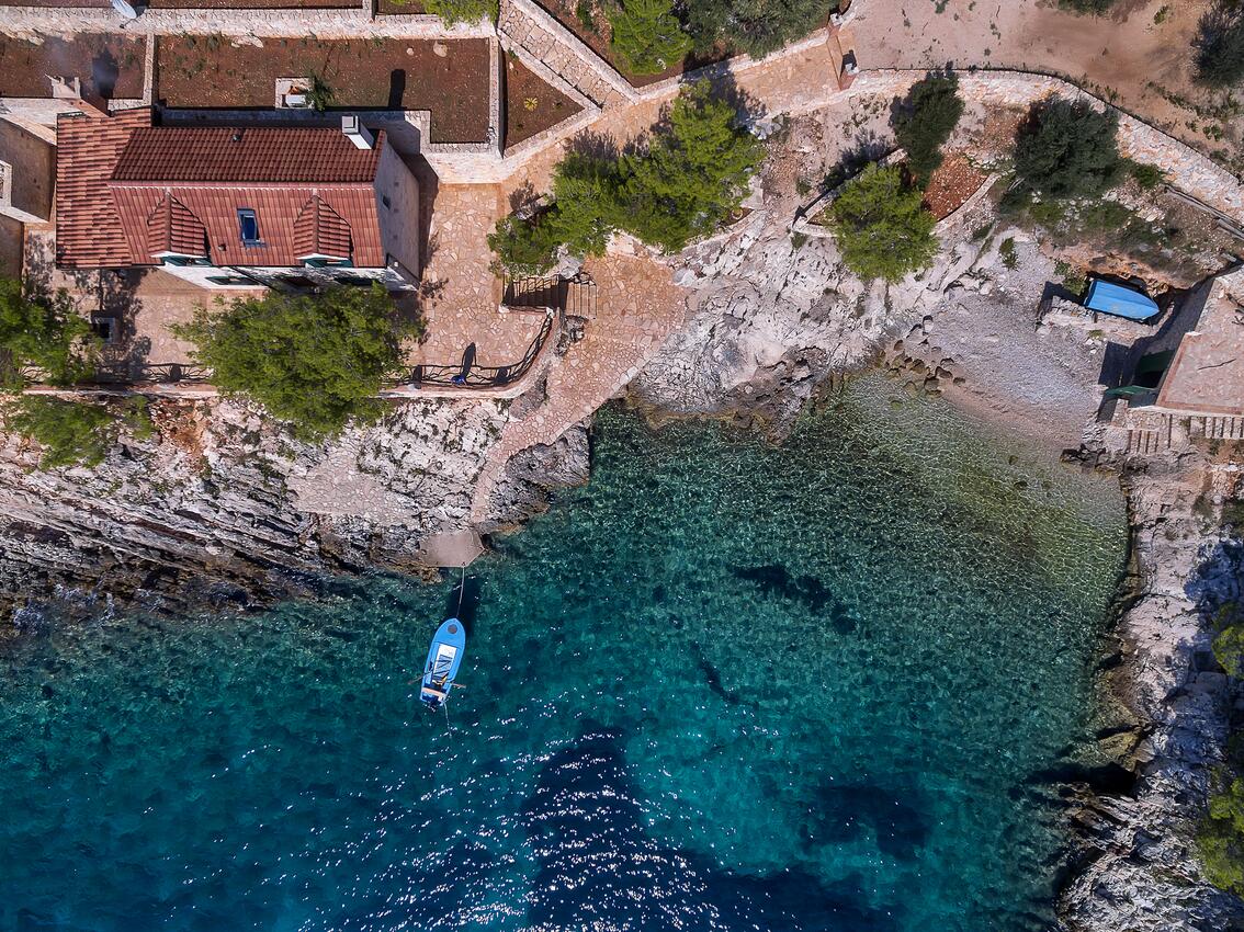 La spiaggia più vicina - Casa dei pescatori accanto al mare Baia Golubinka, Lesina - Hvar