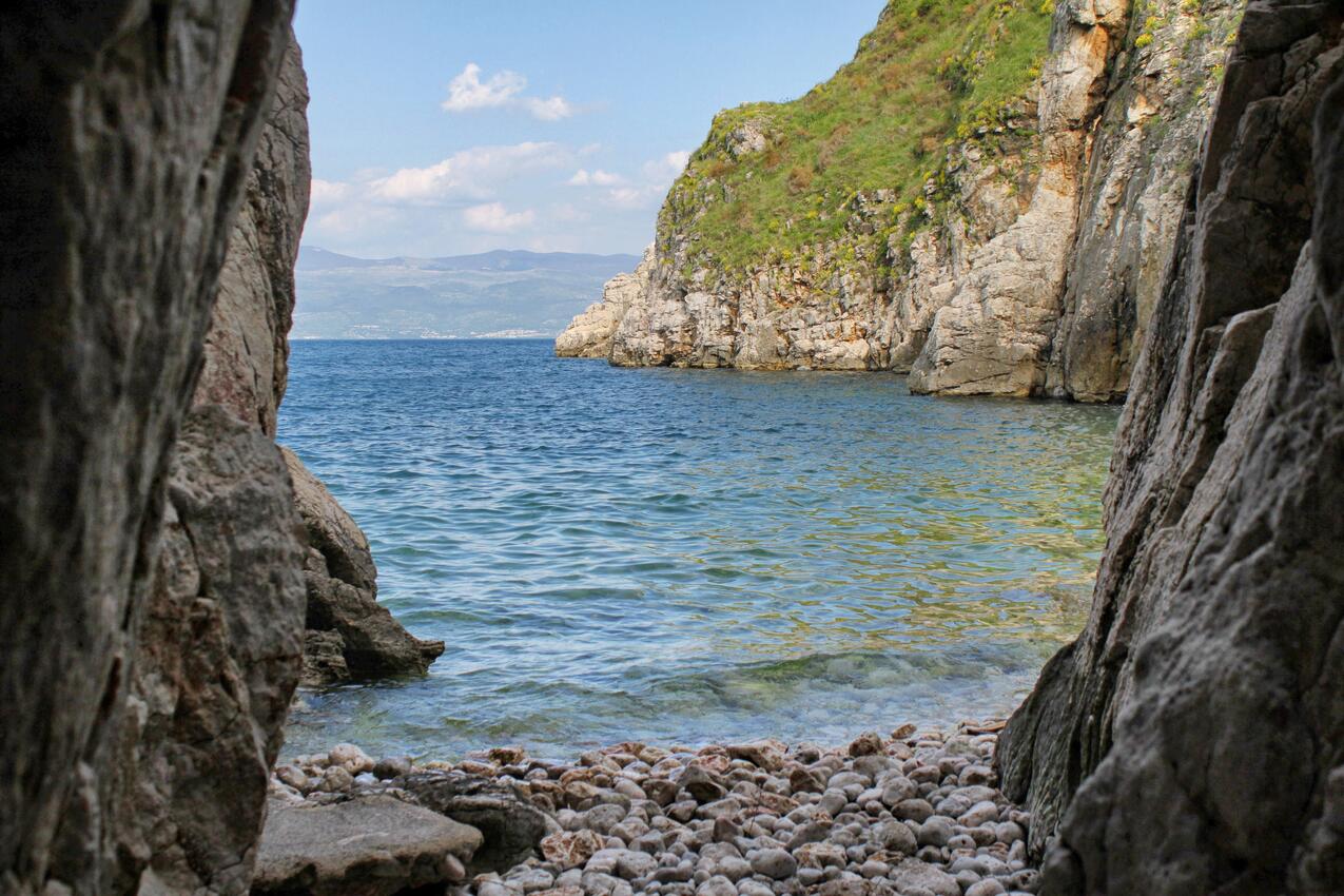 Nejbližší pláž - Apartmány u moře Vrbnik, Krk
