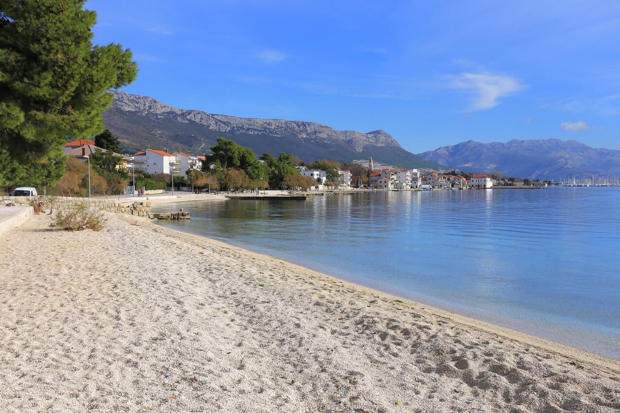 La spiaggia più vicina - Appartamenti con piscina per famiglie Kastel Kambelovac, Castelli - Kaštela