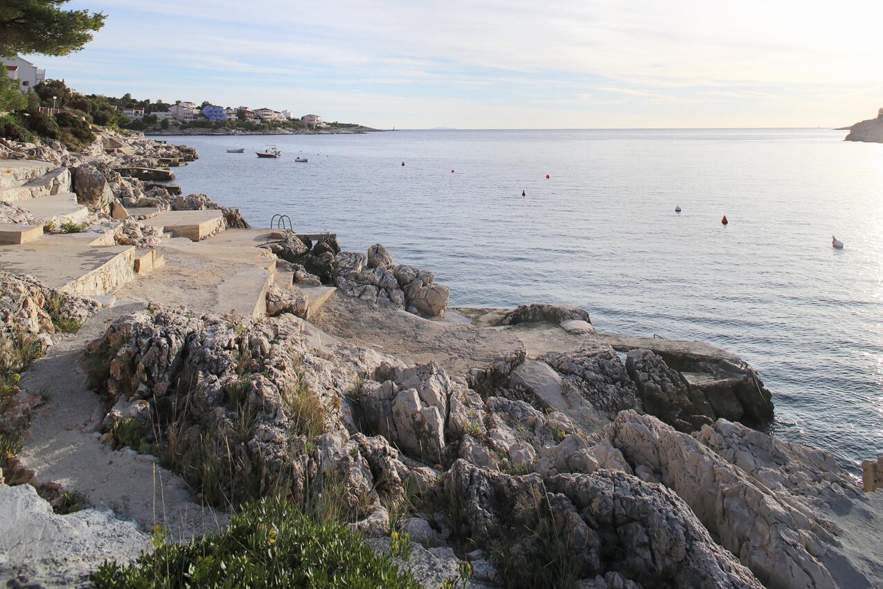 La spiaggia più vicina - Appartamenti accanto al mare Razanj, Rogosnizza - Rogoznica