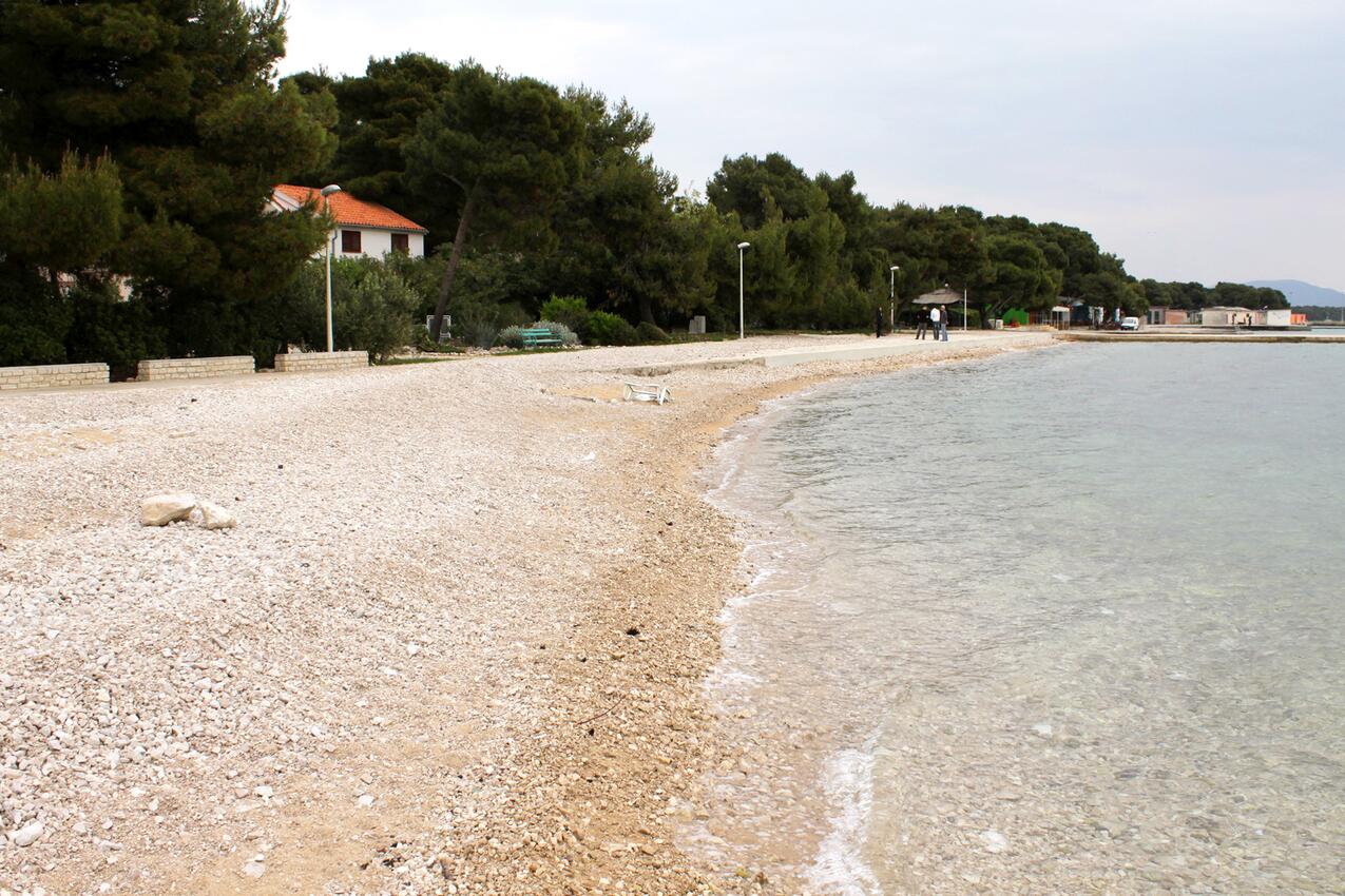 La spiaggia più vicina - Appartamenti accanto al mare Jadrija, Sebenico - Šibenik