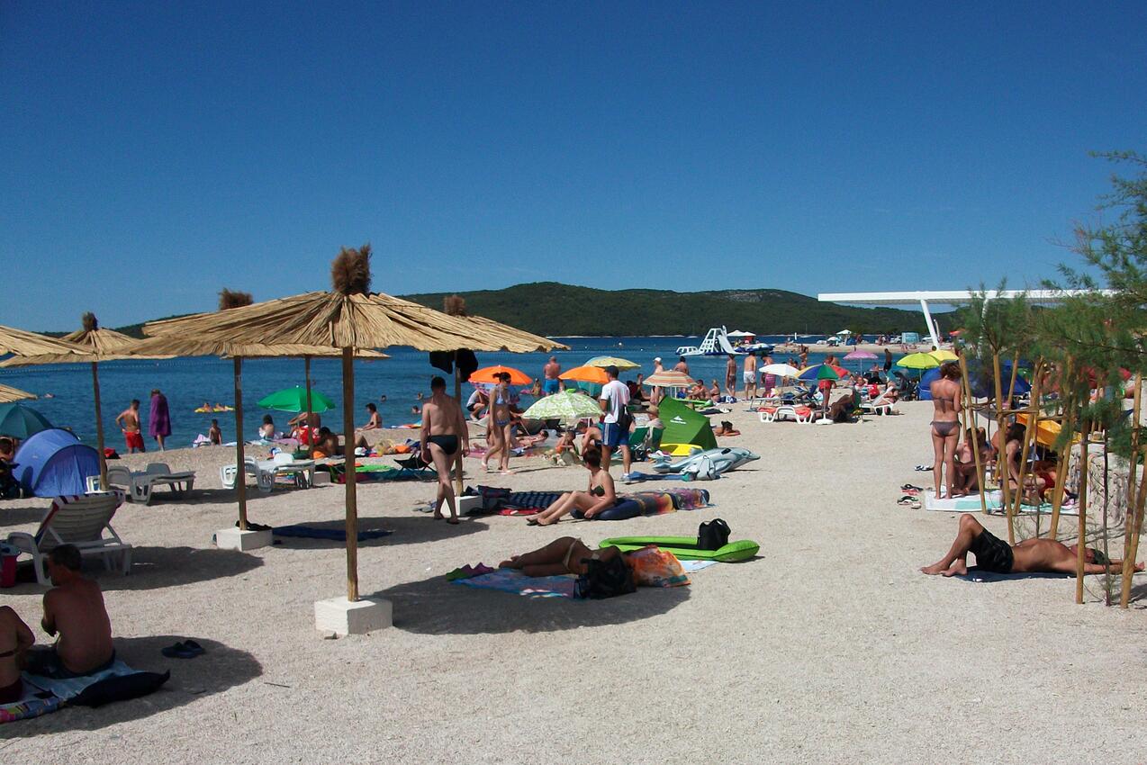 Najbliža plaža - Apartmani i sobe uz more Brodarica, Šibenik