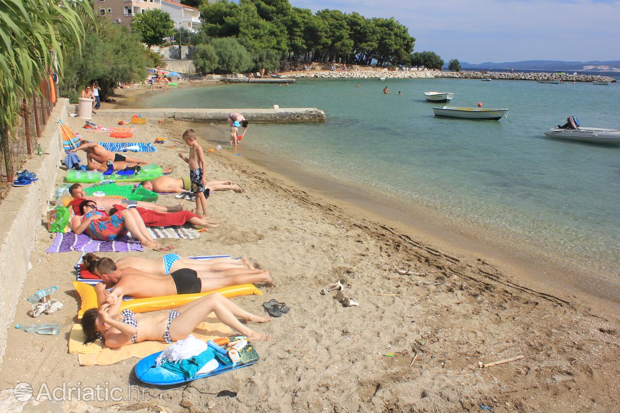 La spiaggia più vicina - Appartamenti accanto al mare Duccie - Duće, Almissa - Omiš