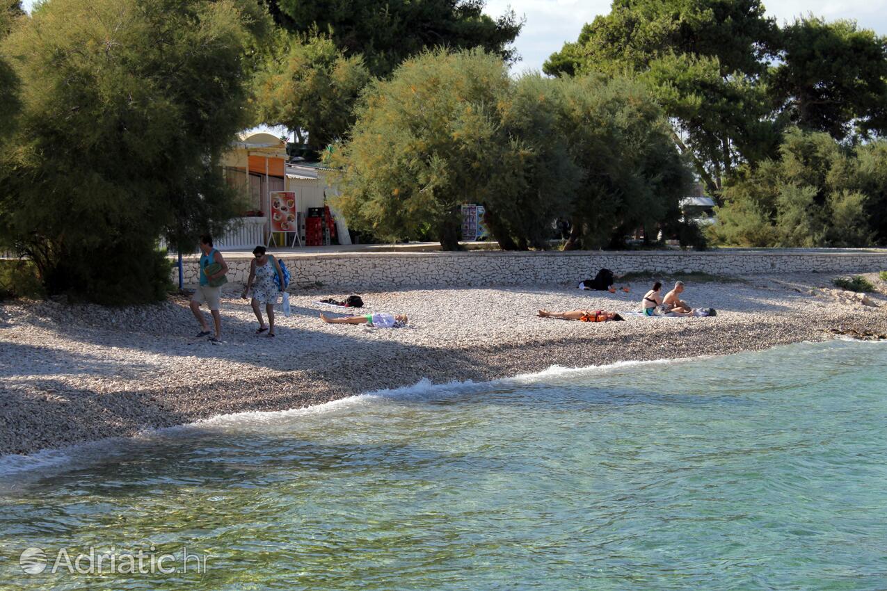Nearest beach - Apartments by the sea Supetar, Brač