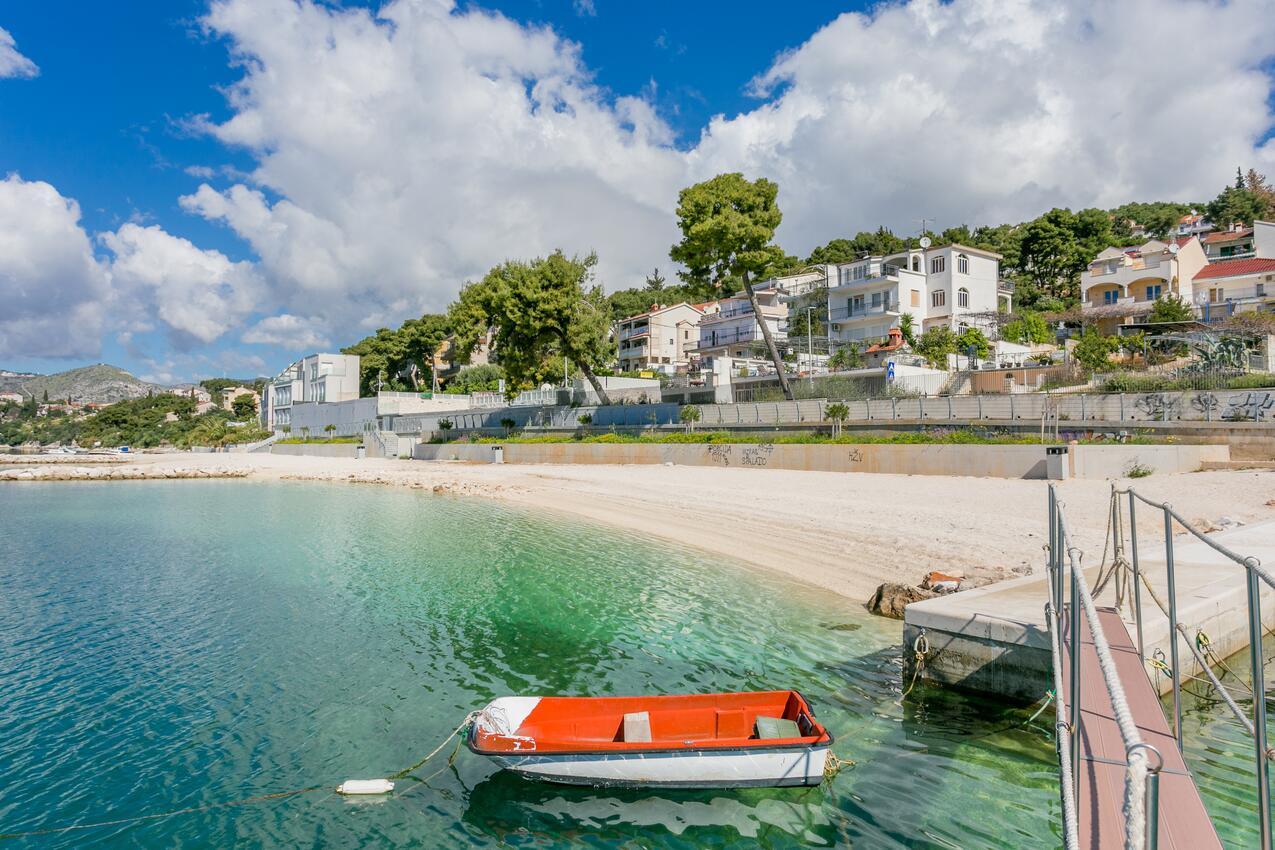 Nejbližší pláž - Apartmány s parkovištěm Trogir
