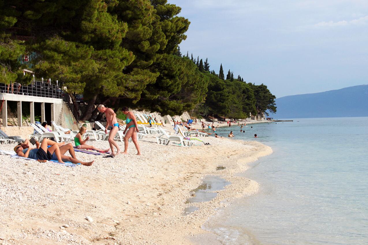 Nächster Strand - Ferienwohnungen und Zimmer am Meer Gradac, Makarska