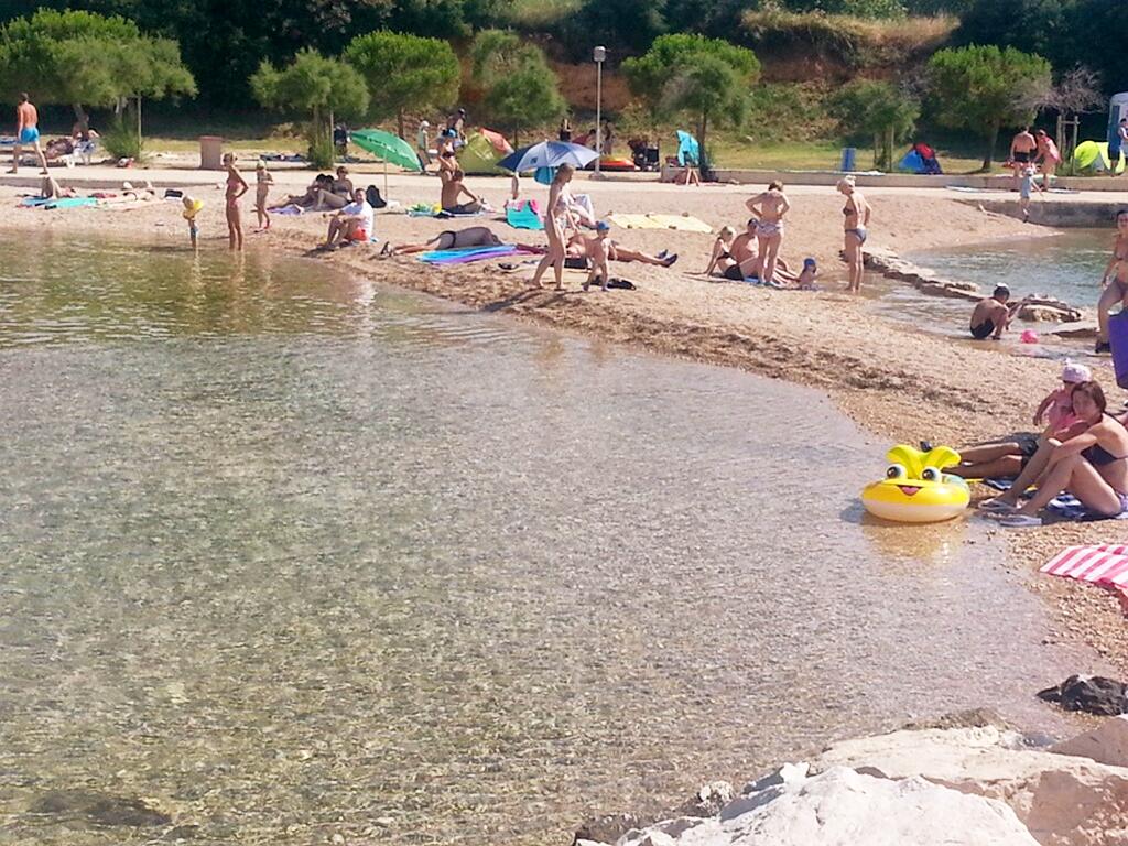 La spiaggia più vicina - Appartamenti con parcheggio Santi Filippo e Giacomo - Sveti Filip i Jakov, Biograd