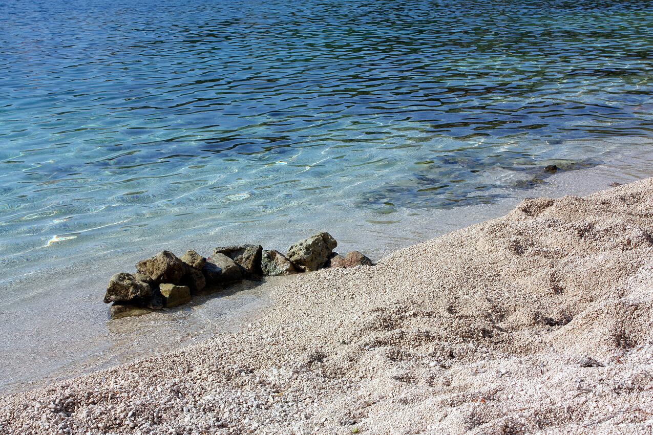 Nächster Strand - Ferienwohnungen mit Internet Selca, Brac