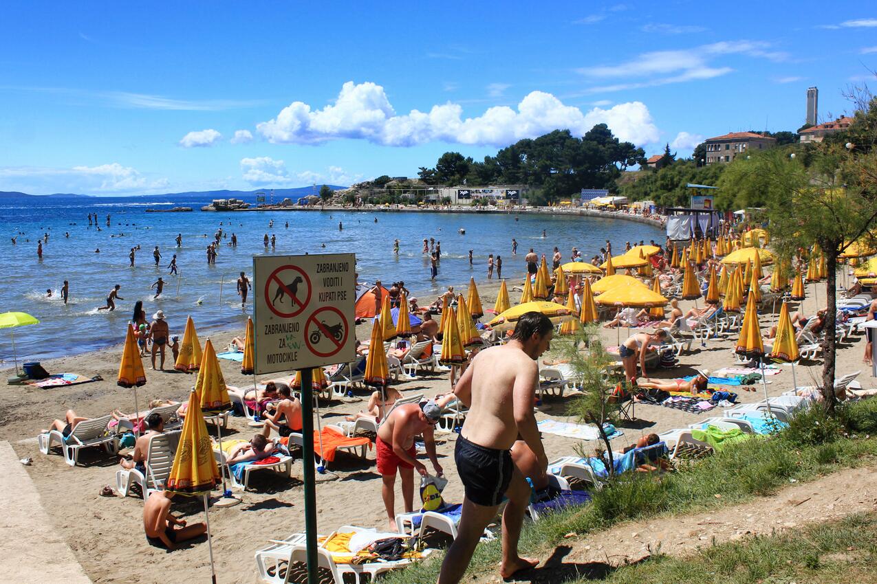 Nearest beach - Apartments with WiFi Split