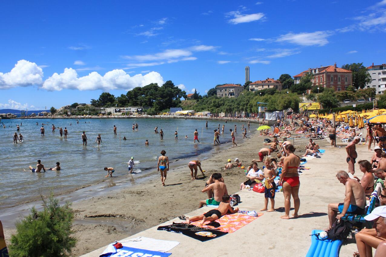 Nearest beach - Apartments with WiFi Split