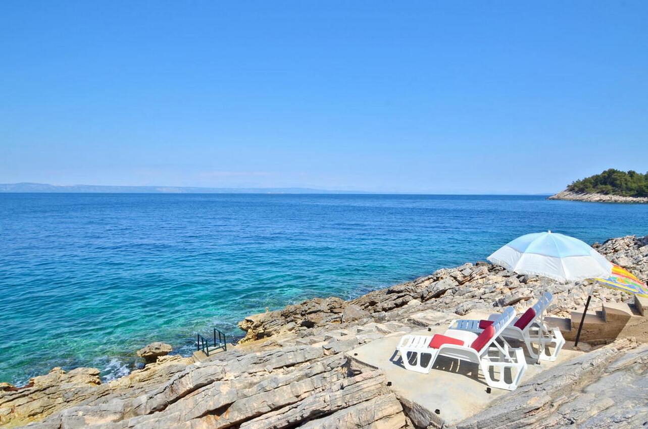 Nächster Strand - Ferienwohnung am Meer im Robinson Crusoe Stil Bucht Vela Borova, Korcula
