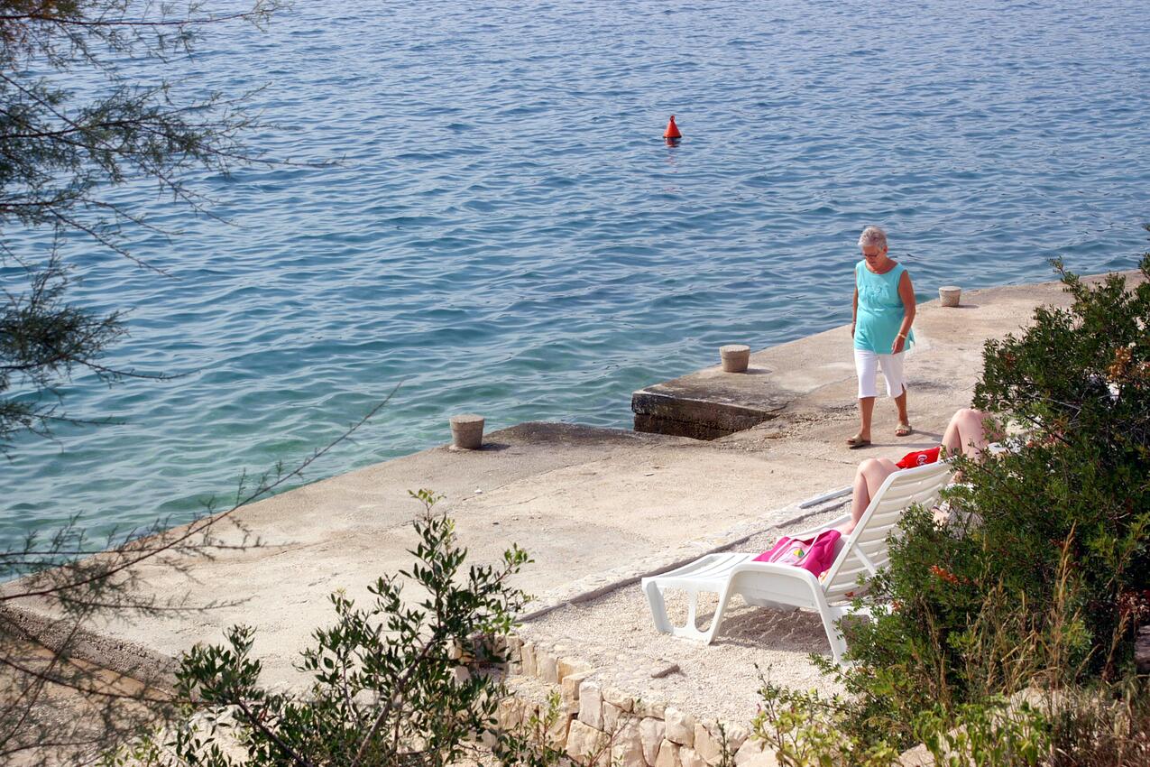 La spiaggia più vicina - Appartamenti accanto al mare Seget Vranjica, Traù - Trogir