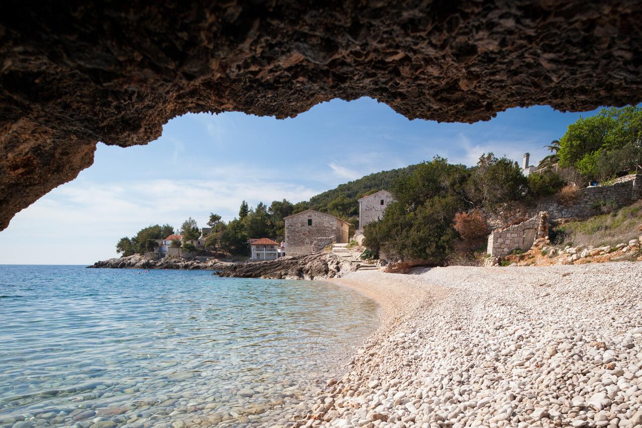 La spiaggia più vicina - Casa accanto al mare per famiglia con bambini Baia Tvrdni Dolac, Lesina - Hvar