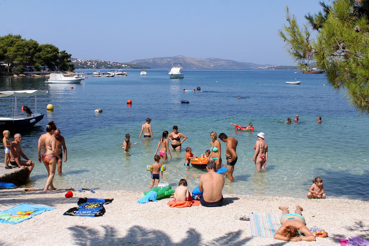 Nearest beach - Apartments by the sea Trogir