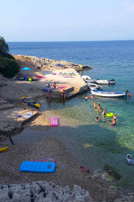 Nejbližší pláž - Apartmány u moře Zátoka Pokrivenik, Hvar