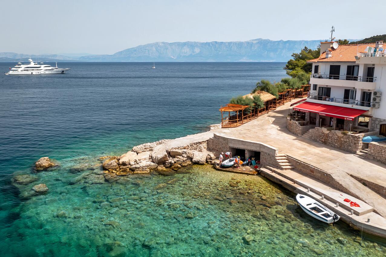 Nearest beach - Rooms by the sea Cove Pokrivenik, Hvar
