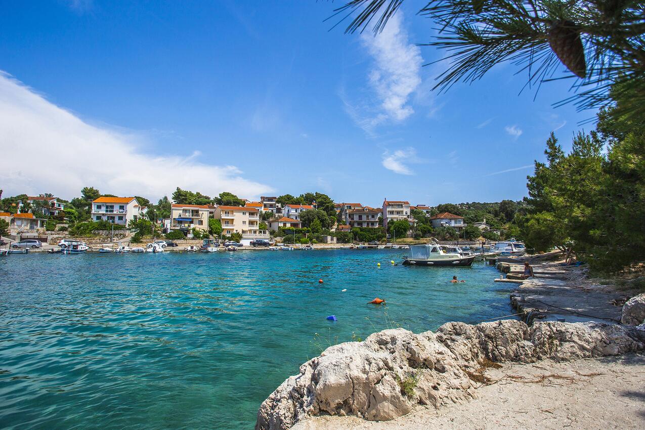 La spiaggia più vicina - Appartamenti con piscina per famiglie Razanj, Rogosnizza - Rogoznica