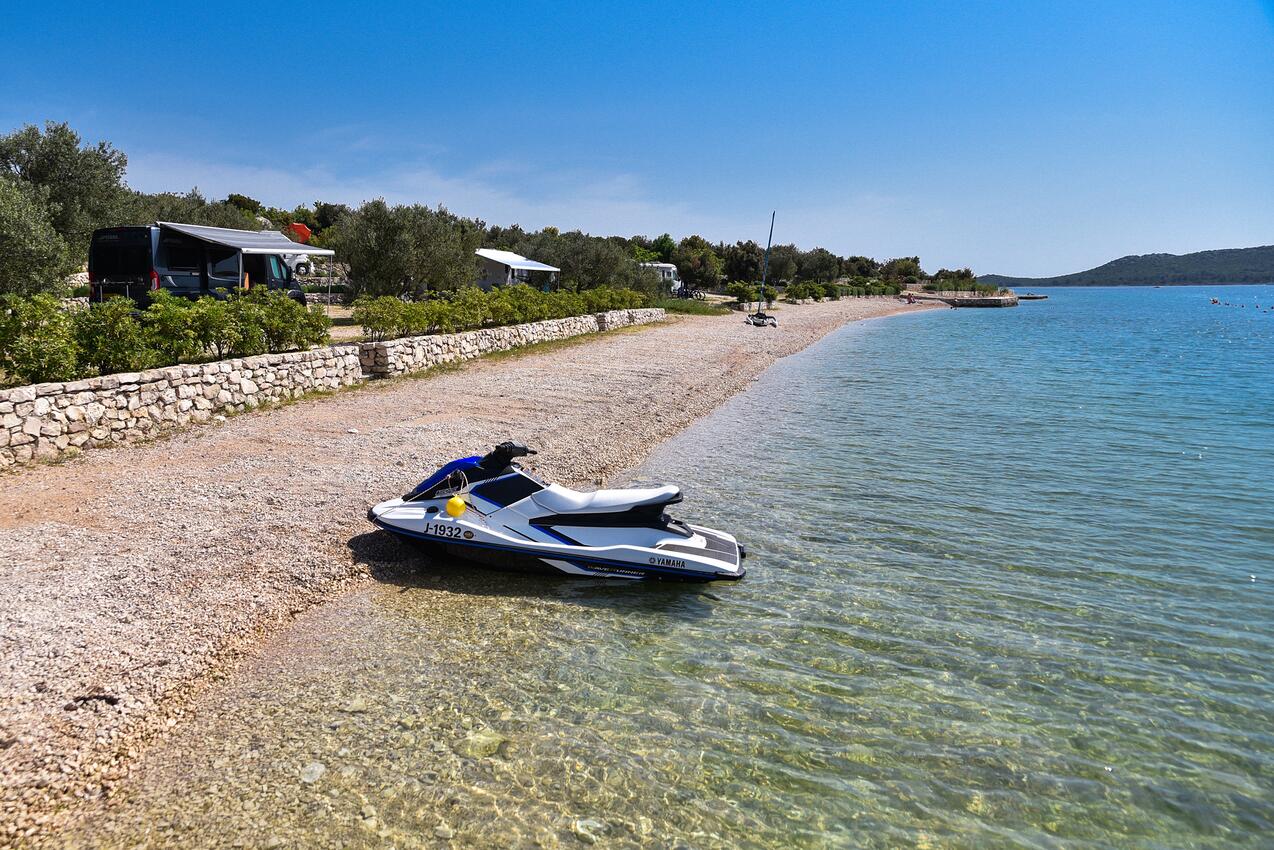 La spiaggia più vicina - Casa vacanze accanto al mare Drage, Biograd