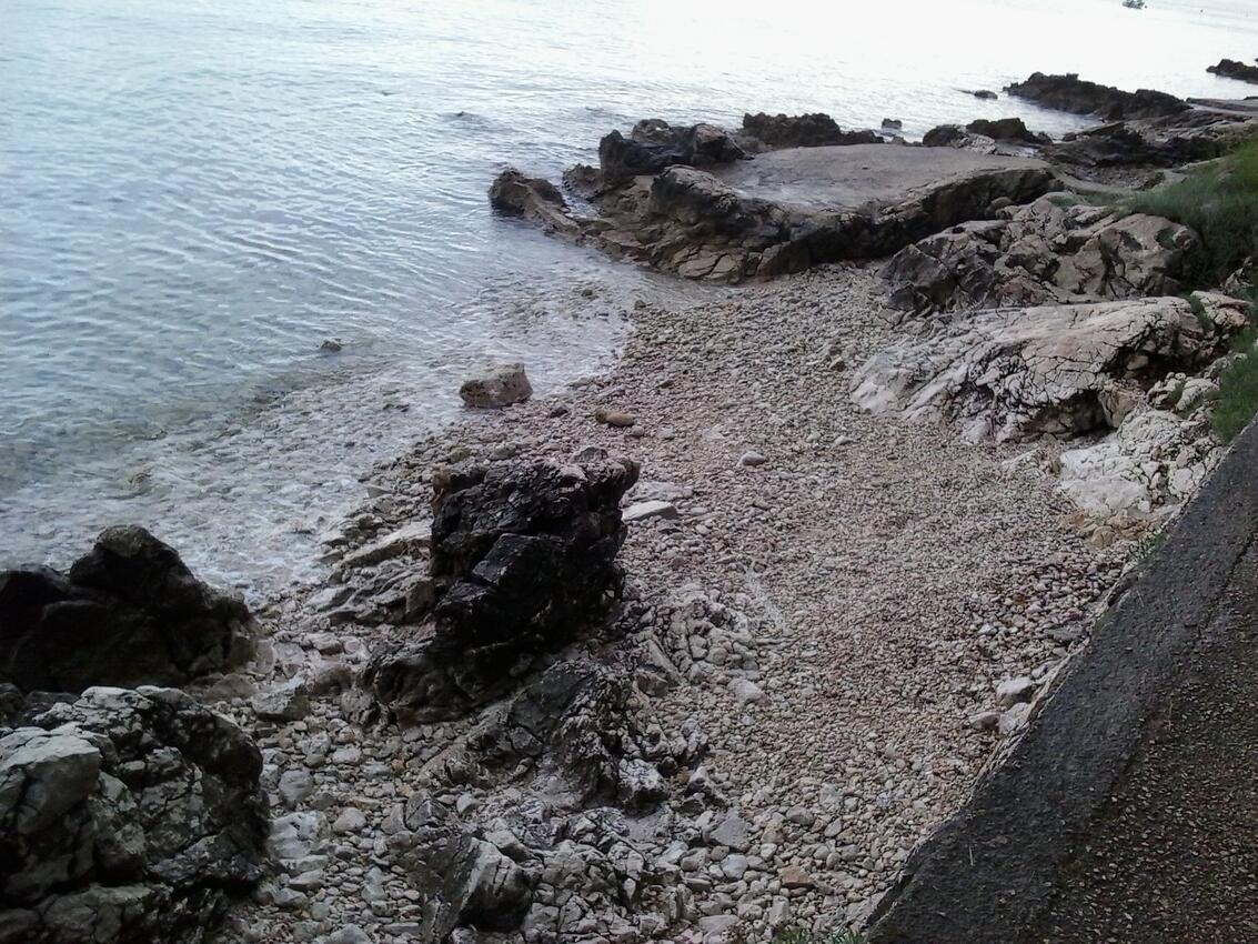 Nächster Strand - Ferienwohnungen am Meer Njivice, Krk