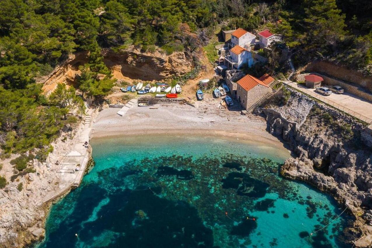 La spiaggia più vicina - Appartamenti robinsoniani accanto al mare Baia Sutmiholjska, Mljet