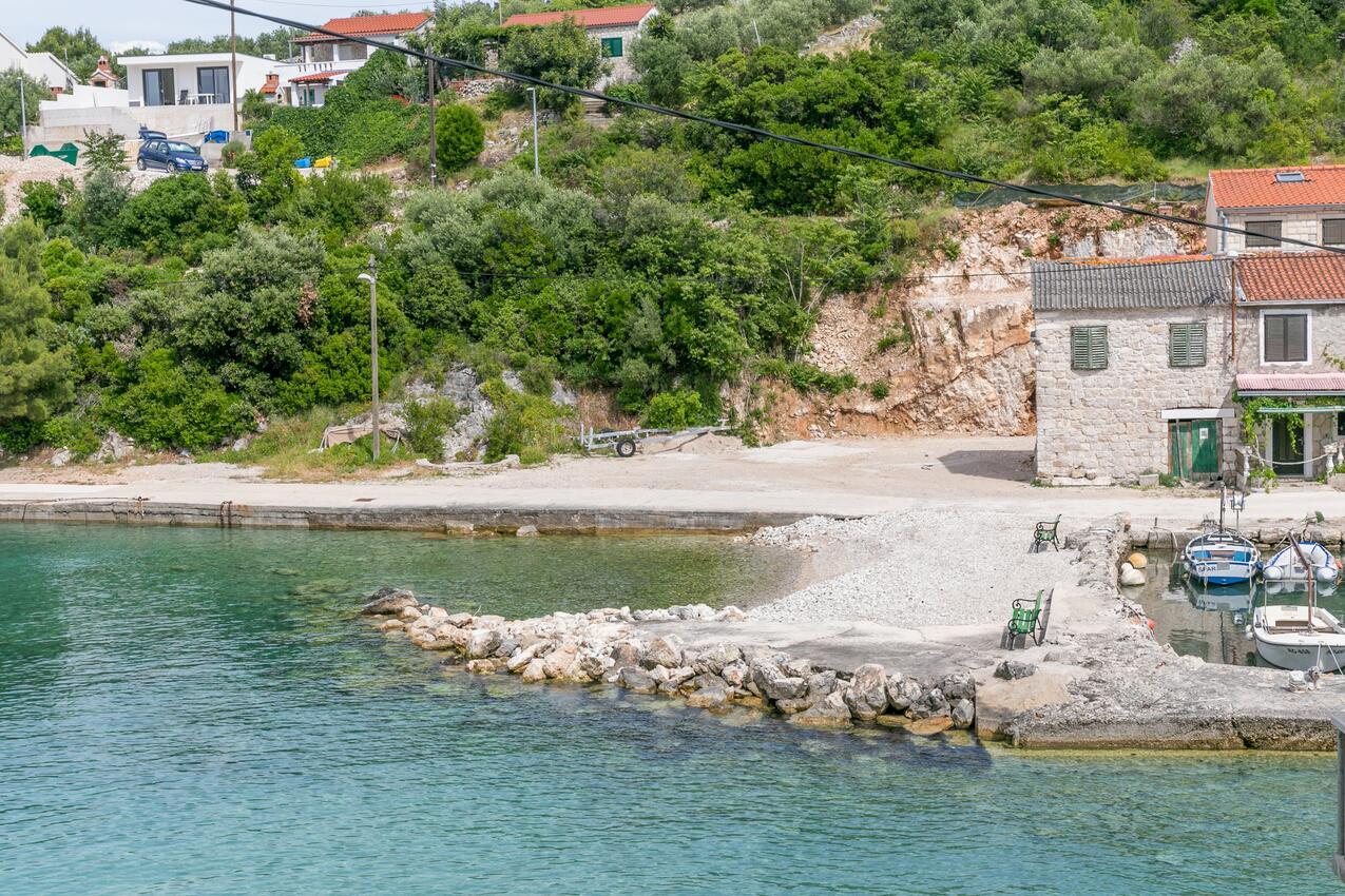 La spiaggia più vicina - Appartamenti accanto al mare Baia Cruschizza Bassa - Donja Krušica, Solta