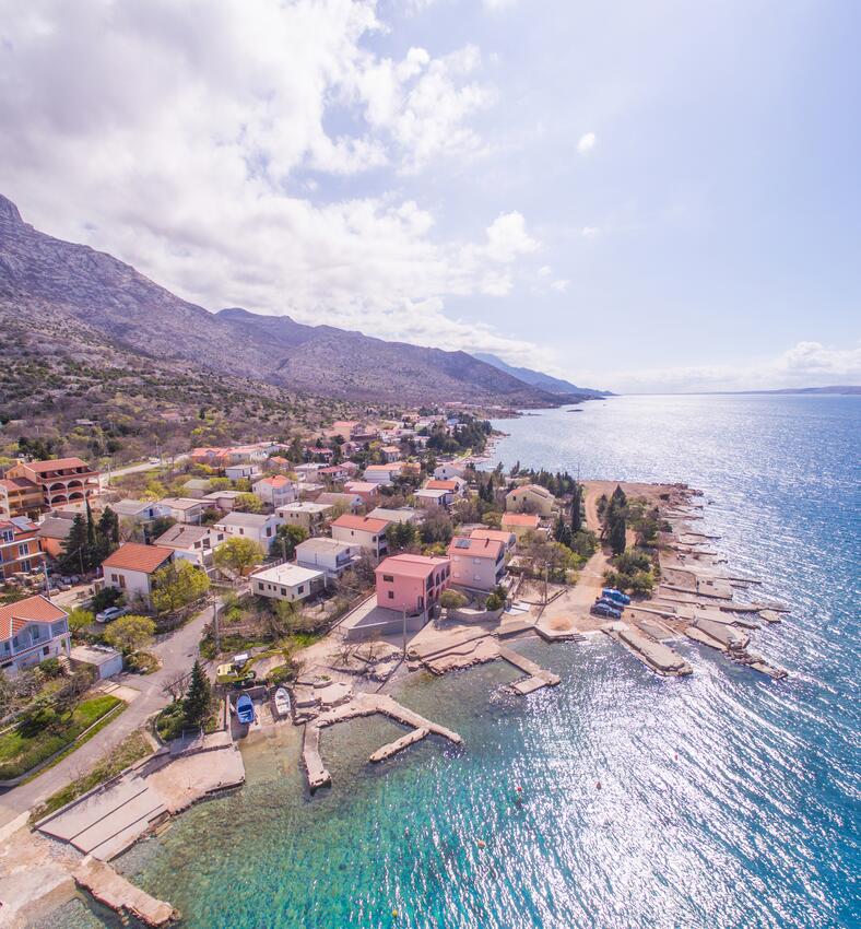 Najbliższa plaża - Apartamenty nad morzem Ribarica, Karlobag