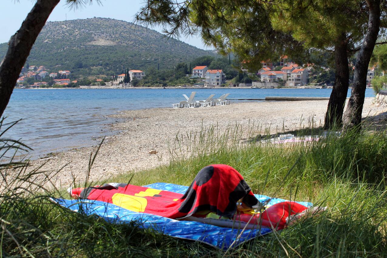 Nearest beach - Apartments and rooms with a swimming pool Slano, Dubrovnik