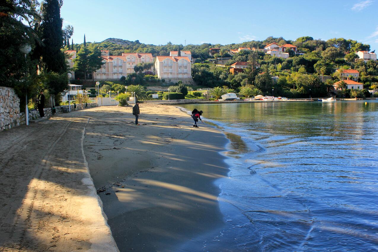 Nearest beach - Apartments by the sea Koločep, Elafiti