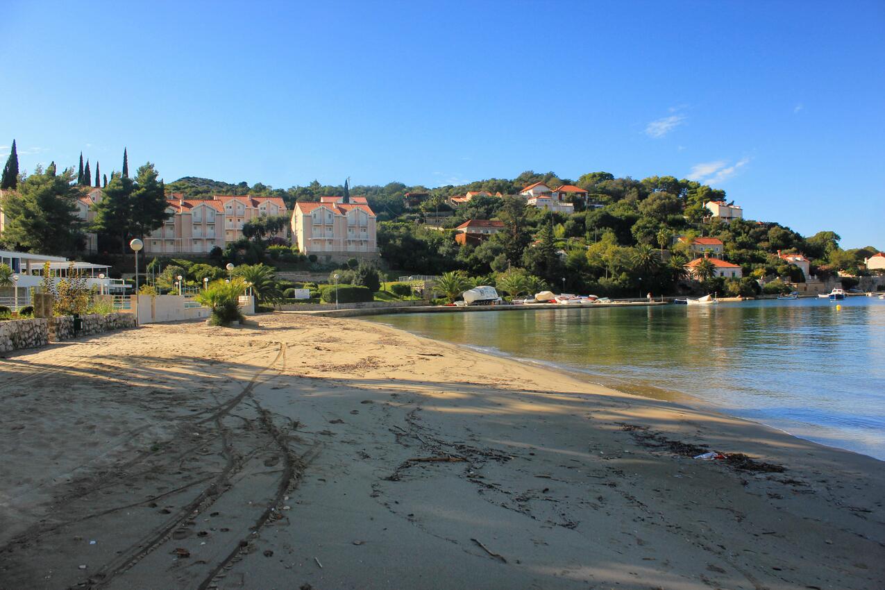 Nearest beach - Apartments by the sea Koločep, Elafiti