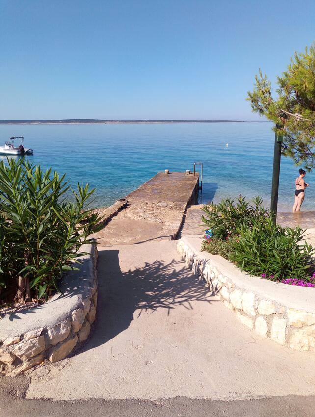 La spiaggia più vicina - Appartamenti con piscina per famiglie Mandre, Pago - Pag