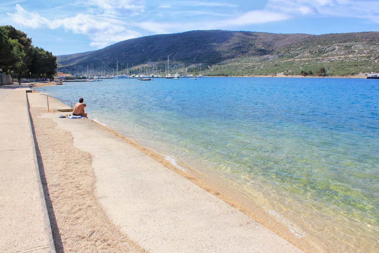 La spiaggia più vicina - Appartamenti con parcheggio Cherso - Cres