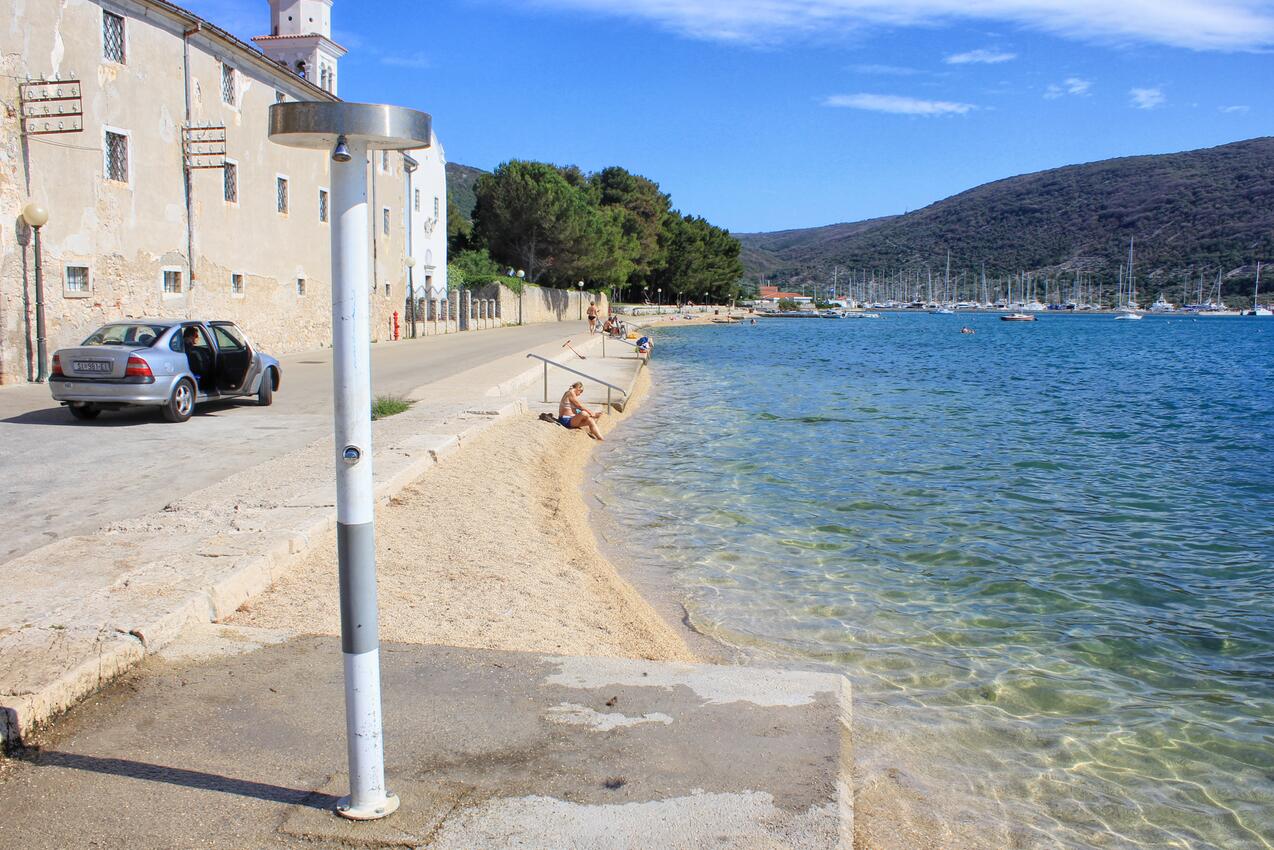La spiaggia più vicina - Appartamenti con parcheggio Cherso - Cres