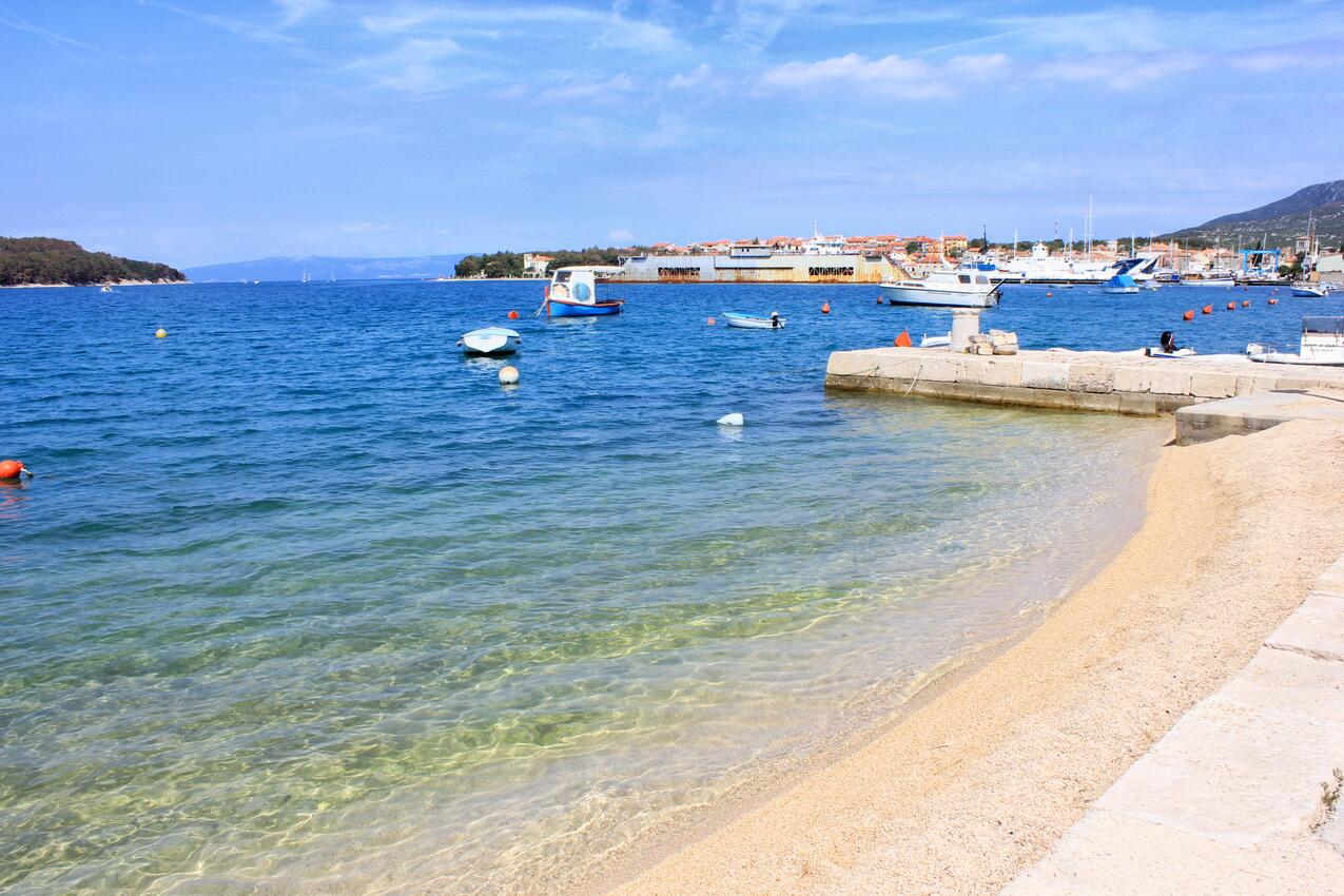 La spiaggia più vicina - Appartamenti con parcheggio Cherso - Cres