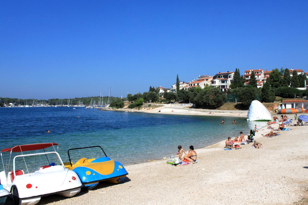 La spiaggia più vicina - Appartamenti con parcheggio Pola - Pula