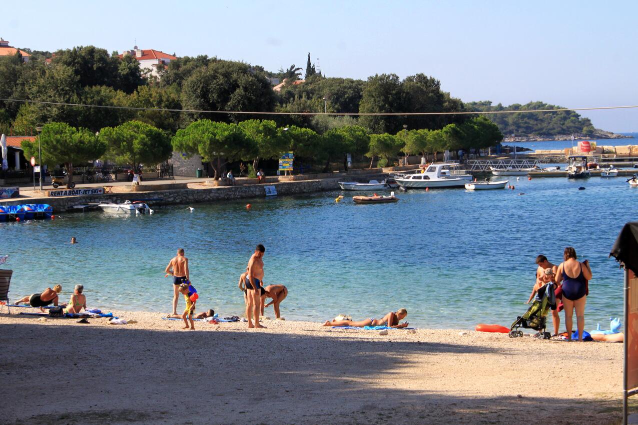 La spiaggia più vicina - Appartamenti con parcheggio Pola - Pula