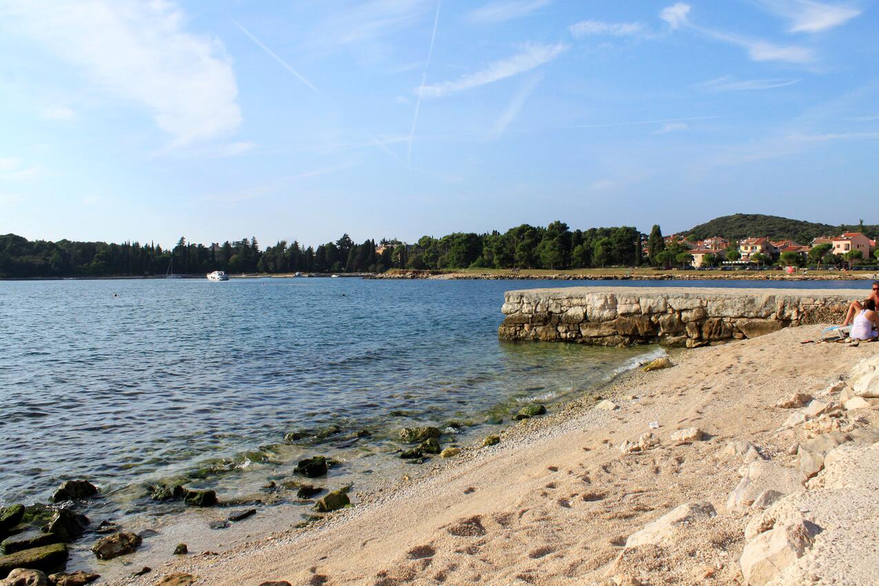 Nächster Strand - Haus mit Pool für Familien Kurili, Sredisnja Istra