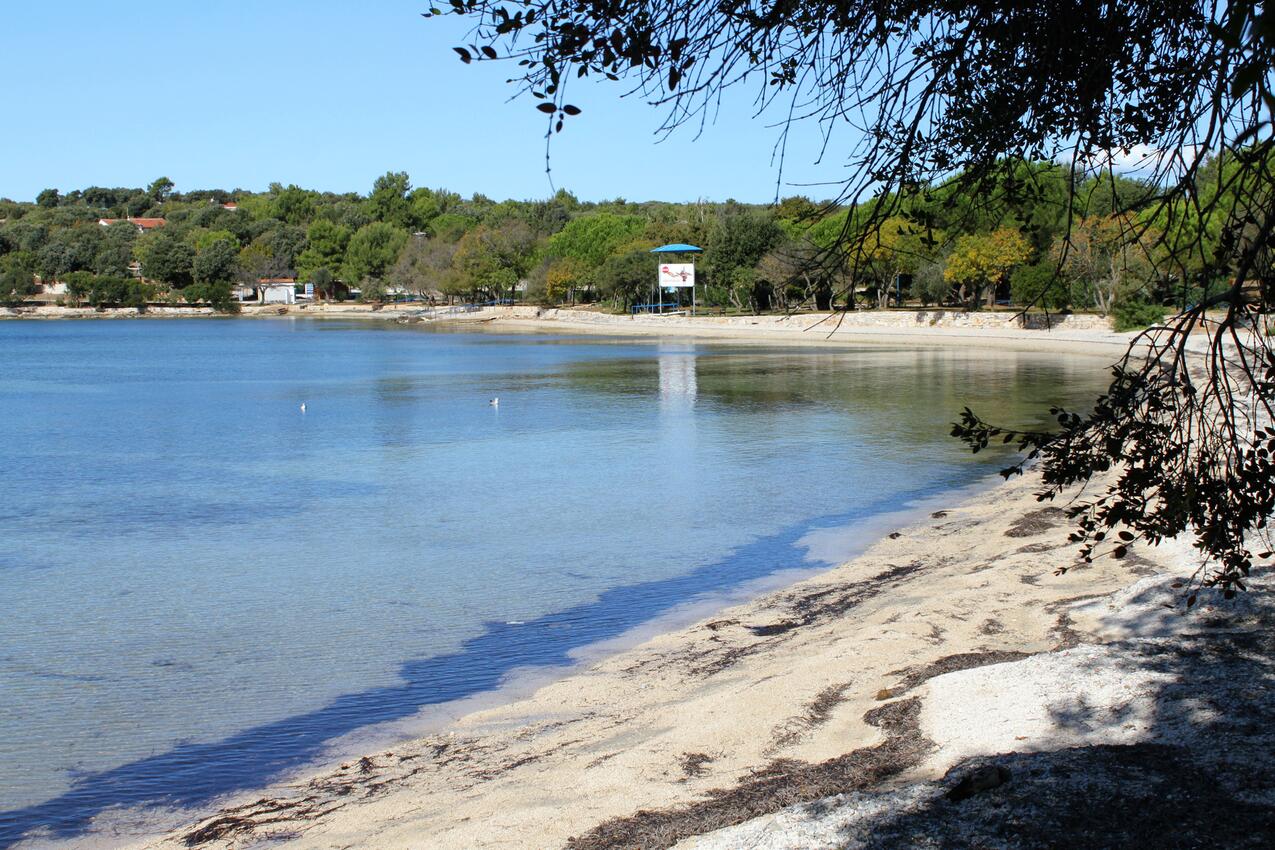 Najbliža plaža - Apartmani s parkingom Zgrablići, Središnja Istra
