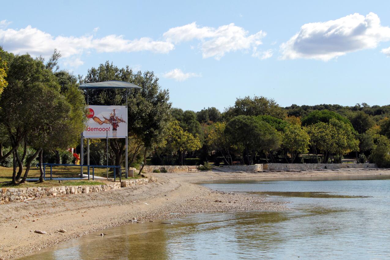 Najbliža plaža - Apartmani s parkingom Zgrablići, Središnja Istra