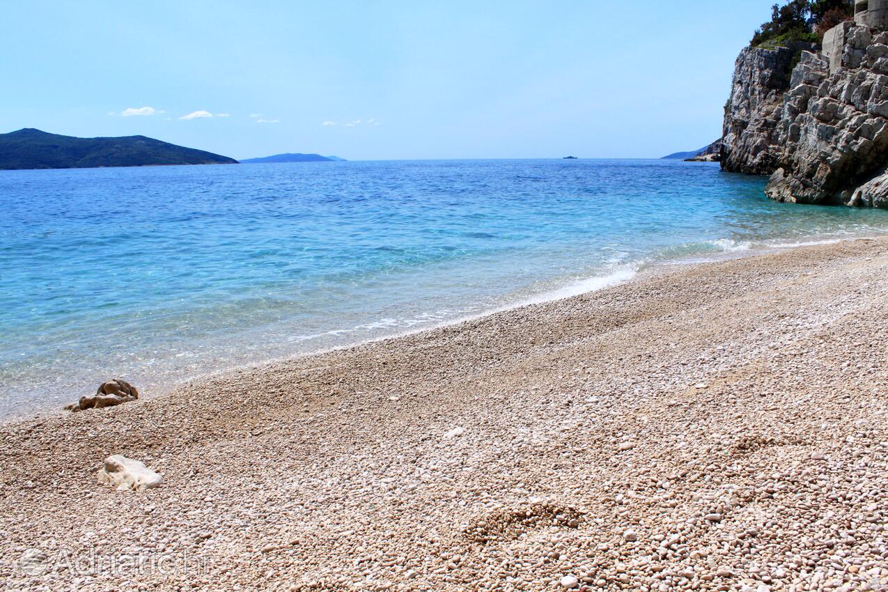 Nearest beach - Apartments with a parking space Brseč, Opatija